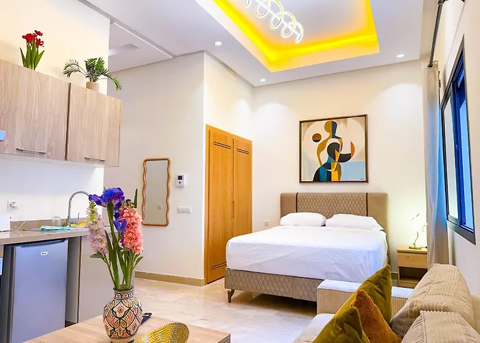 Cozy Studio - Centric Flat & Proximity To Cornich
